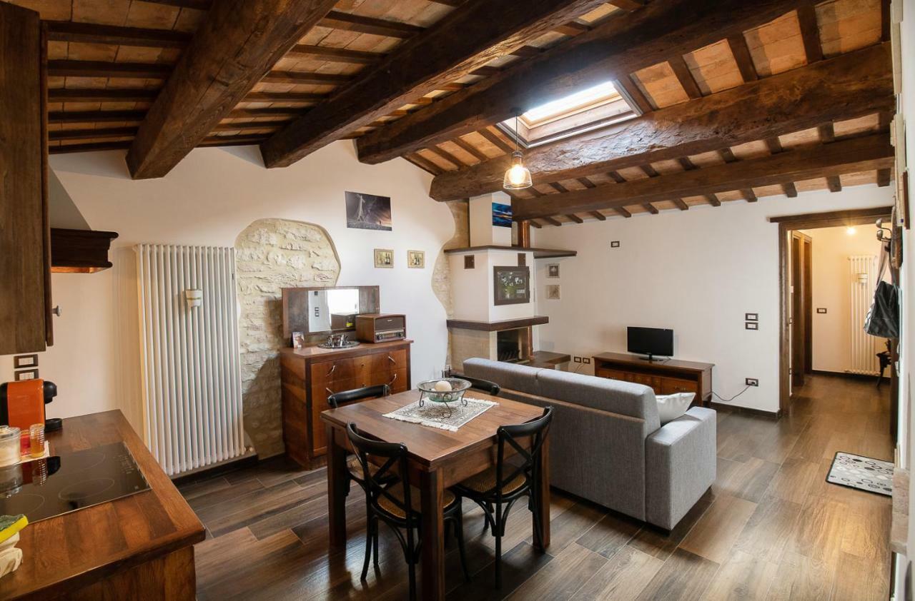 Casamenetto Vacanze Apartment Sassoferrato Exterior photo